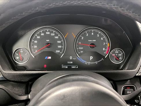 Used 2018 BMW M4 Coupe w/ Competition Package RWD image 17