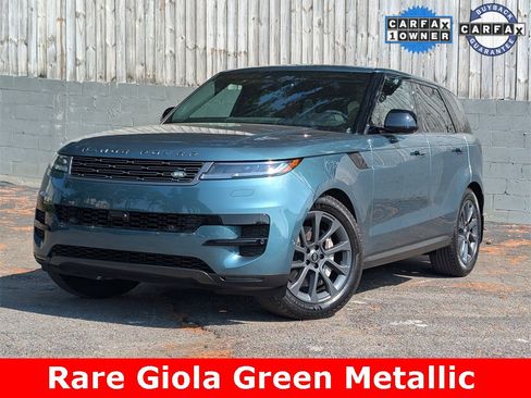 Used 2024 Land Rover Range Rover Sport SE image 2