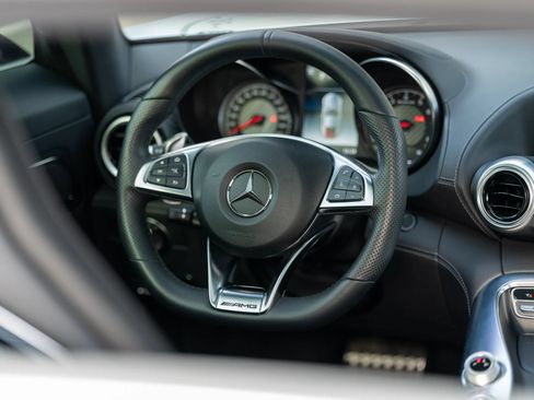 Used 2019 Mercedes-Benz AMG GT Coupe image 23