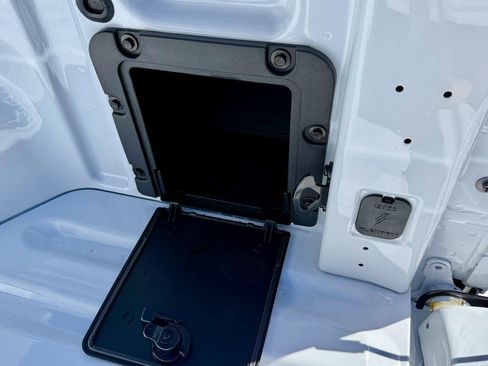 New 2025 Ford Maverick Lobo image 16