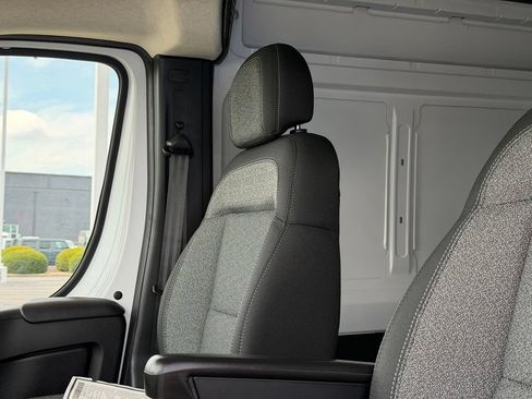 New 2026 RAM ProMaster 3500 w/ Convenience Group FWD image 13