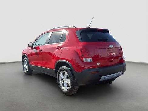 Used 2016 Chevrolet Trax LT w/ LT Convenience Package image 4