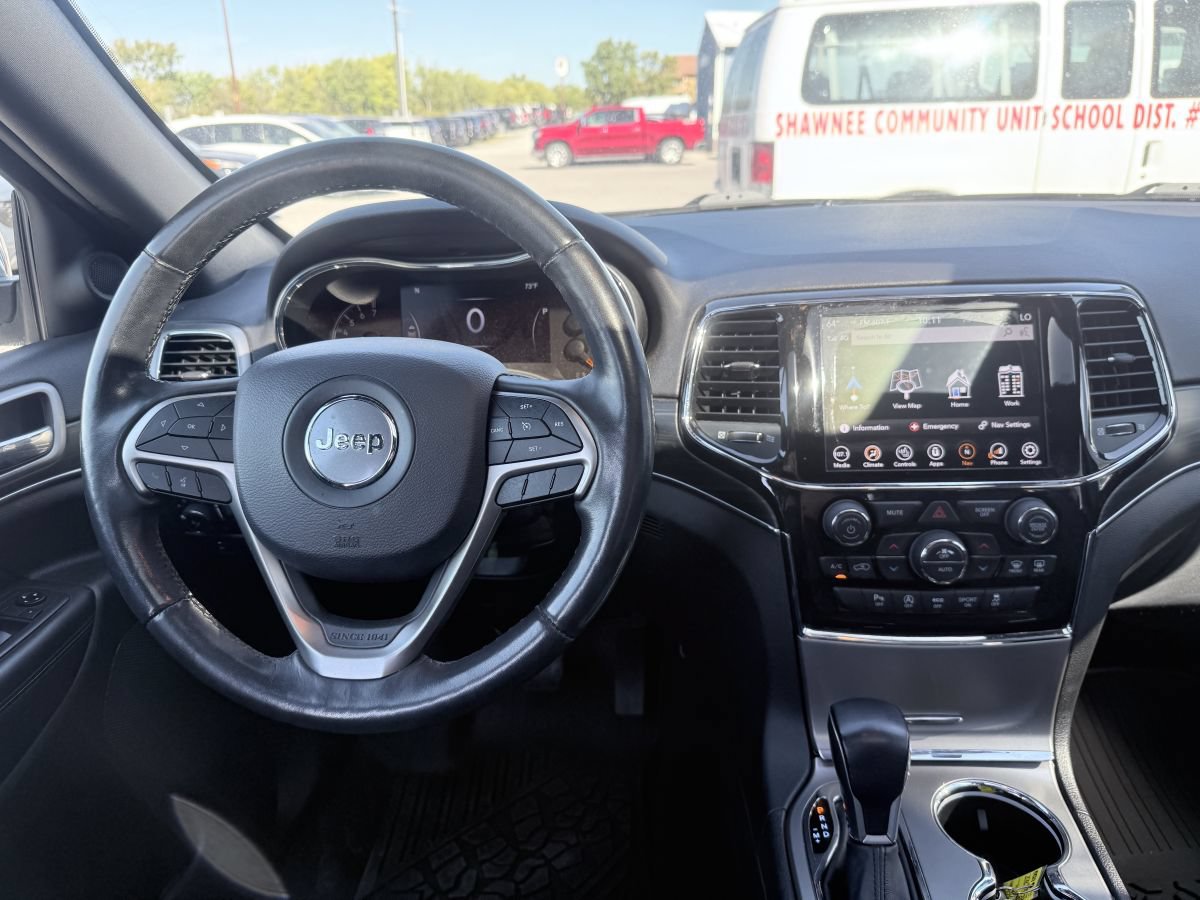 Used 2021 Jeep Grand Cherokee Limited AWD/4WD image 11