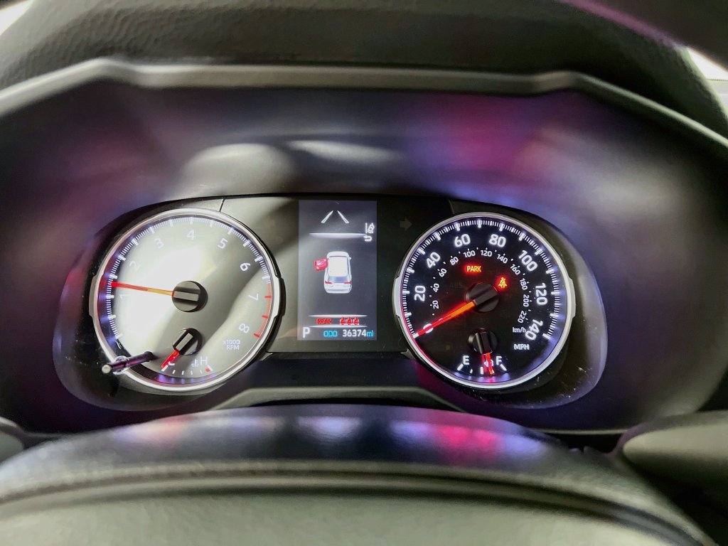 Used 2021 Toyota RAV4 LE AWD/4WD image 19