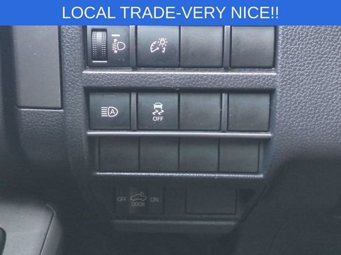 Used 2024 Toyota Tacoma TRD Sport AWD/4WD image 18