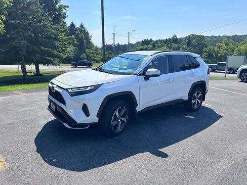 Used 2025 Toyota RAV4 SE AWD/4WD image 7