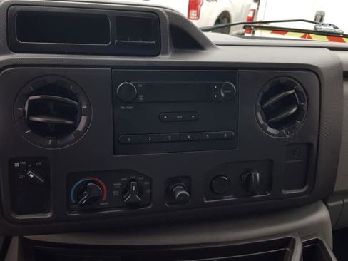 Used 2011 Ford E-350 and Econoline 350 Super Duty w/ Payload Pkg image 16