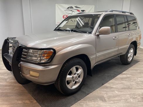 Used 2003 Toyota Land Cruiser image 6