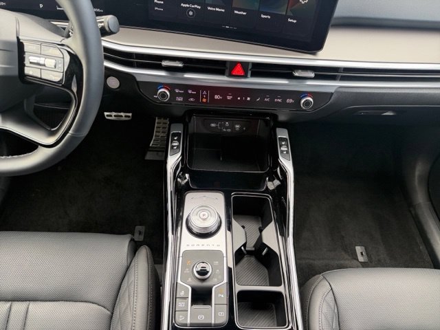 Certified 2026 Kia Sorento SX Prestige AWD/4WD image 11