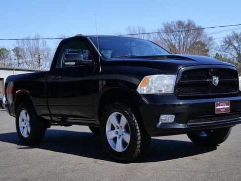 Used 2011 RAM 1500 Sport w/ Remote Start & Security Group image 4