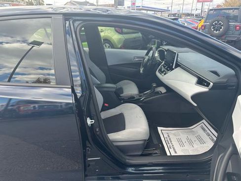 Used 2021 Toyota Corolla SE image 16