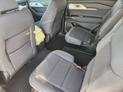 New 2026 Ford Explorer Active image 24