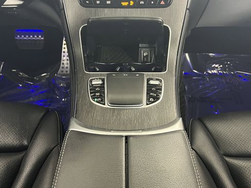 Used 2020 Mercedes-Benz GLC 300 4MATIC image 18