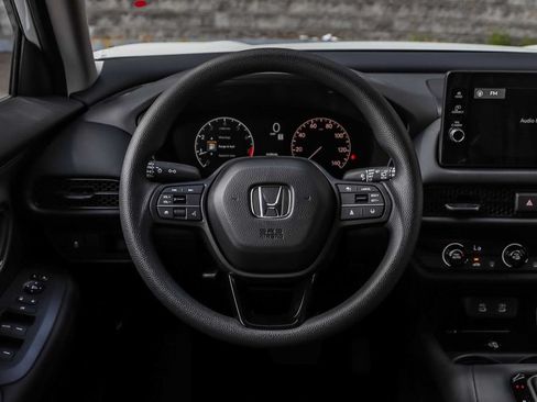 New 2026 Honda HR-V LX image 11
