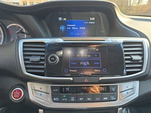 Used 2013 Honda Accord EX-L image 22