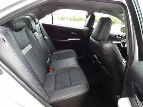 Used 2014 Toyota Camry SE w/ Fleet Convenience Package FWD image 15
