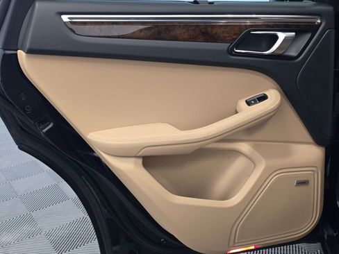 New 2025 Porsche Macan image 21