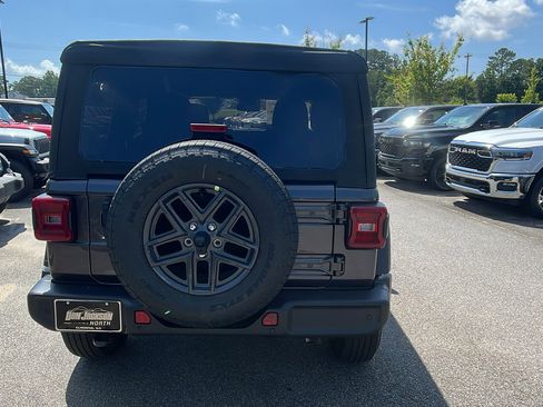 New 2025 Jeep Wrangler Sport S image 9