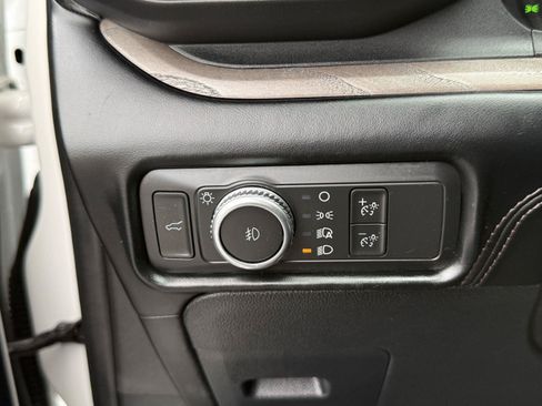 Used 2022 Ford Explorer Platinum w/ Equipment Group 601A AWD/4WD image 29