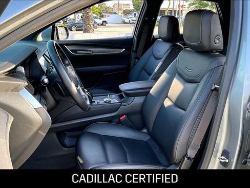 Used 2023 Cadillac XT5 Luxury w/ LPO, Floor Liner Package AWD/4WD image 10