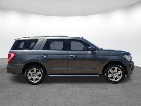 Certified 2019 Ford Expedition XLT w/ Equipment Group 202A RWD image 3