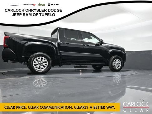 Used 2025 Toyota Tacoma SR AWD/4WD image 45