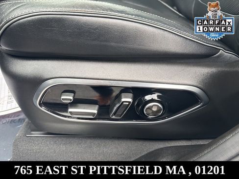 Used 2022 Jeep Grand Cherokee Overland w/ Adv Protech Group III image 18