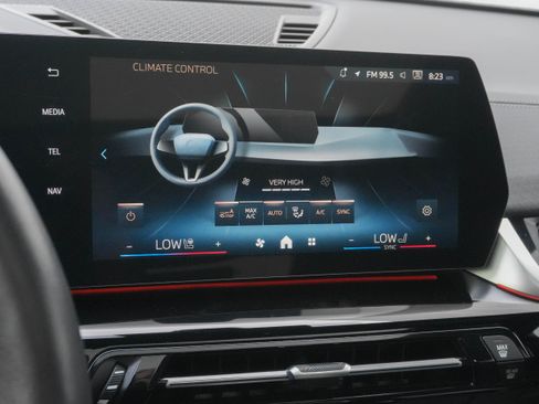 Certified 2025 BMW X2 xDrive28i AWD/4WD image 25