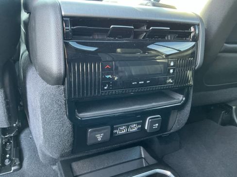 New 2026 Jeep Grand Wagoneer Limited w/ Premium Group II AWD/4WD image 26
