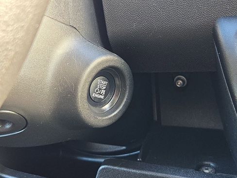 Used 2024 RAM ProMaster 3500 w/ Safety Group image 19