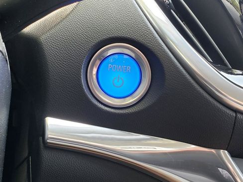 Used 2019 Chevrolet Volt Premier w/ Driver Confidence II Package FWD image 22
