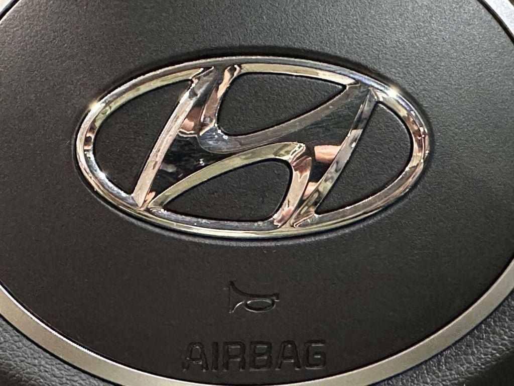 Used 2024 Hyundai Tucson Limited AWD/4WD image 25