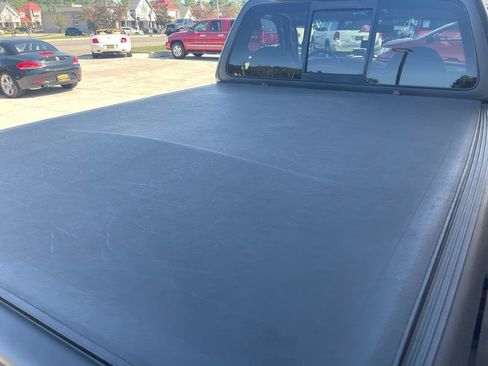 Used 2002 Ford F150 Lightning RWD image 30