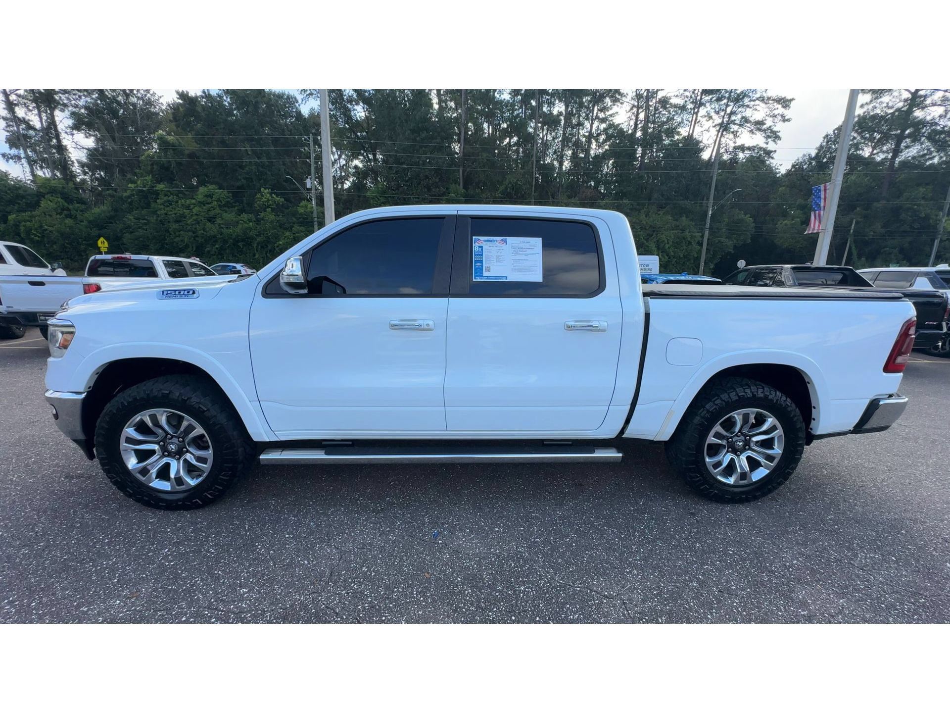 Used 2020 RAM 1500 Laramie AWD/4WD image 5