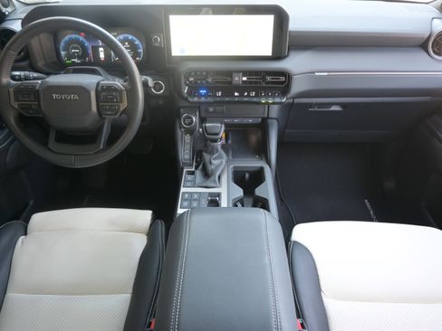 Used 2025 Toyota Land Cruiser w/ Premium Package AWD/4WD image 31