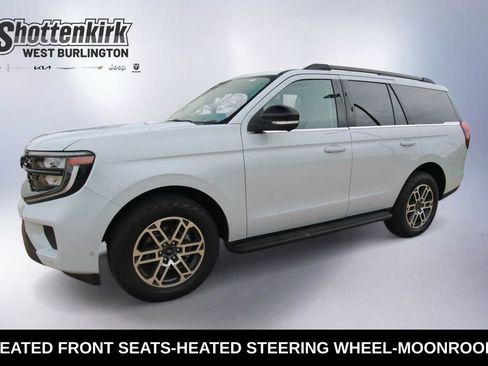 Used 2025 Ford Expedition Active image 1