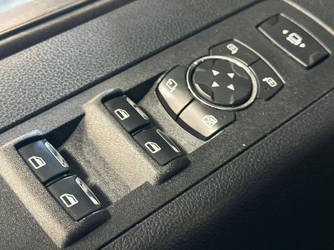 Used 2019 Ford F250 Lariat w/ Lariat Value Package image 14