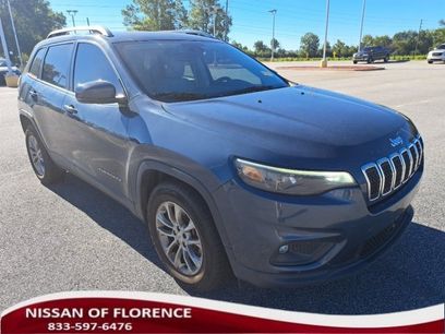 Used 2021 Jeep Cherokee Latitude Lux w/ Comfort/Convenience Group
