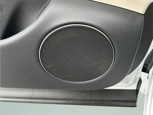 New 2026 Genesis GV70 2.5T Select image 24