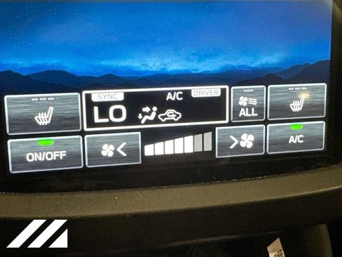 Used 2026 Subaru Forester Premium AWD/4WD image 17