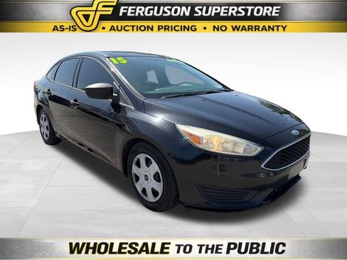 Used 2015 Ford Focus S FWD image 1