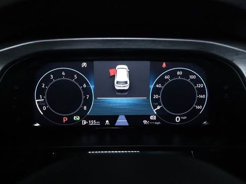 Used 2024 Volkswagen Atlas Cross Sport SE w/ Panoramic Sunroof Package image 25