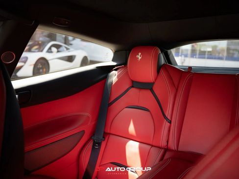 Used 2019 Ferrari GTC4Lusso T RWD image 18