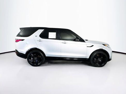 Used 2023 Land Rover Discovery S R-Dynamic image 10