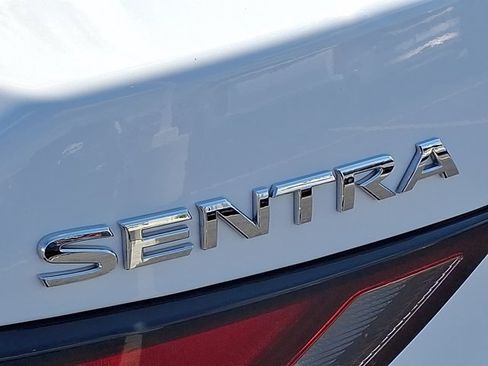 Used 2024 Nissan Sentra SV FWD image 30