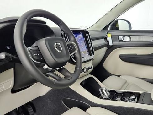 Certified 2026 Volvo XC40 B5 Plus w/ Protection Package Premier AWD/4WD image 12