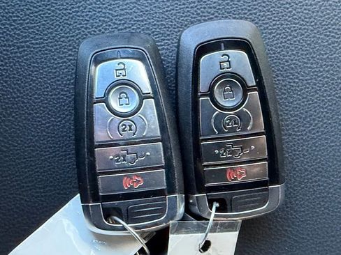 New 2025 Ford F150 Lariat w/ Equipment Group 502A High image 27