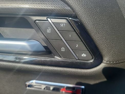 Used 2025 GMC Sierra 1500 AT4 w/ AT4 Premium Package AWD/4WD image 20