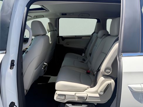 New 2026 Honda Odyssey EX-L image 11