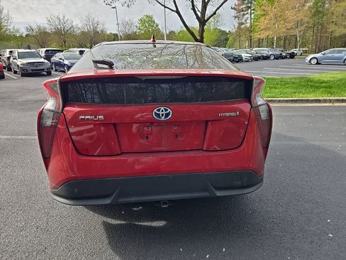 Used 2016 Toyota Prius Three Touring image 10